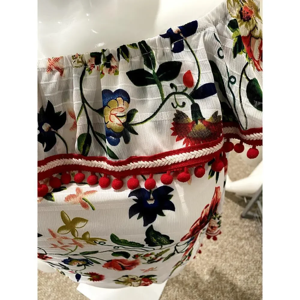 Matilda White Blouse w/ Floral Print. Size L (EUC) - Picture 3 of 7